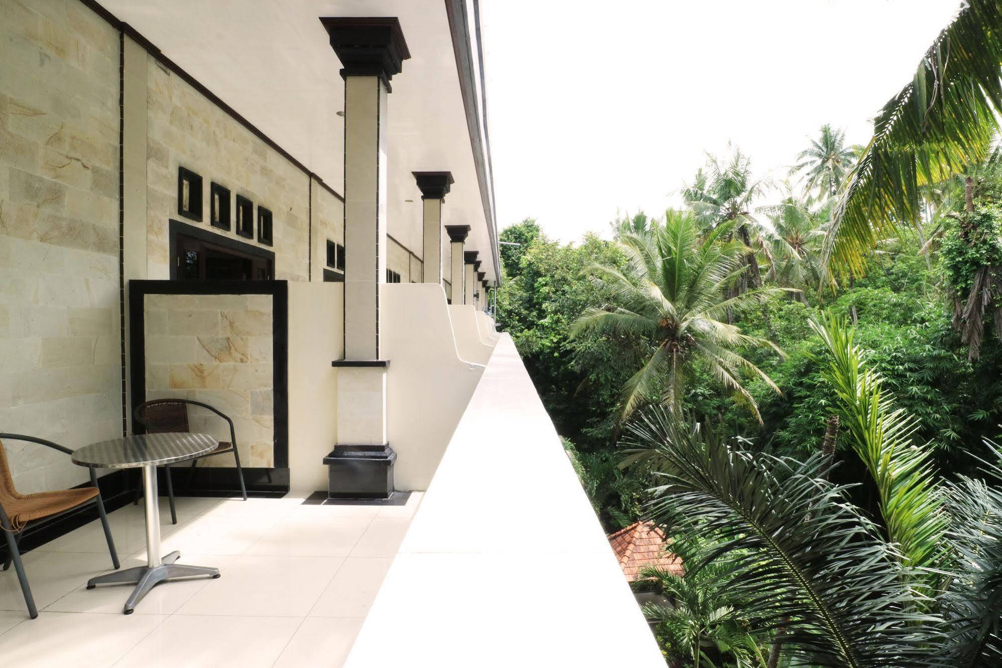Oyo 91925 Ijo Eco Lodge Hotel Mengwi Exterior foto
